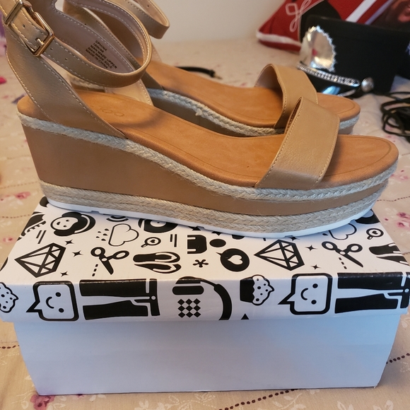 Open toe sandals - Picture 4 of 4